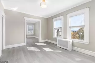 10 Devon Terrace, Kearny, NJ 07032 - Photo 18