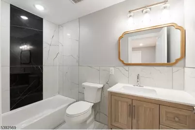 3 Mount Vernon Ave, West Orange Township, NJ 07052 - Photo 8