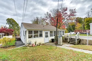 215 Washington Ave, Victory Gardens, NJ 07801 - Photo 1