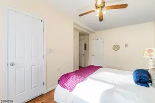 50 Glenwood Ave, Jersey City, NJ 07306 - Photo 22