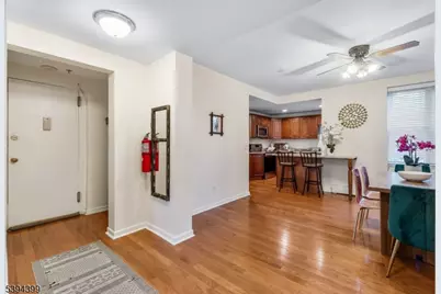 50 Glenwood Ave Unit 505, Jersey City, NJ 07306 - Photo 10
