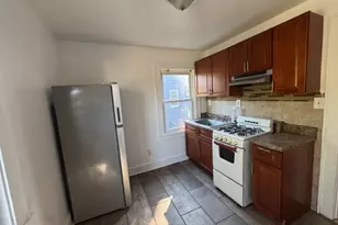 33 Adams St, Irvington, NJ 07111 - Photo 4