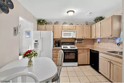 905 Madaline Dr, Woodbridge Township, NJ 07001 - Photo 8