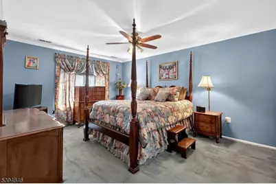 905 Madaline Dr, Woodbridge Township, NJ 07001 - Photo 12