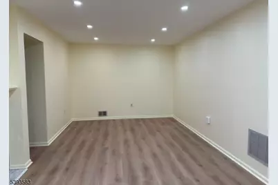 604 Bayley Ct, Bridgewater, NJ 08807 - Photo 2