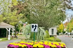 2102 Ambassador Ct, Franklin Township, NJ 08873 - Photo 2