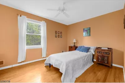 5 Westminster Dr, Clinton Township, NJ 08801 - Photo 20