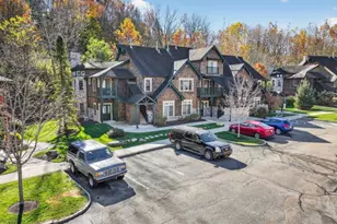 10 Pine Cres Unit 21, Vernon Twp., NJ 07462 - Photo 2