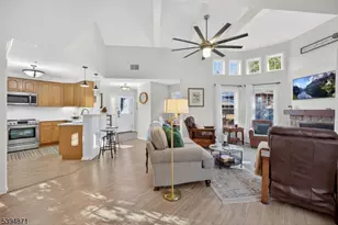 10 Pine Cres Unit, Vernon Twp., NJ 07462 - Photo 8