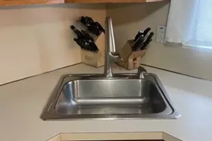 9 Donovan Ave, Carteret, NJ 07008 - Photo 10