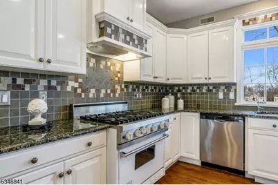 2 Willow Woods Trl, Warren Township, NJ 07059 - Photo 14