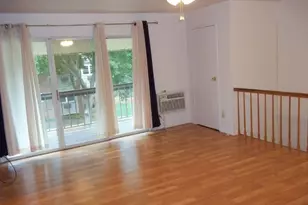 38 Deanna Dr, Hillsborough Township, NJ 08844 - Photo 4