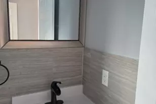 531 Broadway, Elizabeth, NJ 07206 - Photo 10