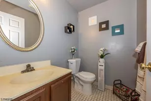 3 Martha Ct, Newark, NJ 07103 - Photo 16