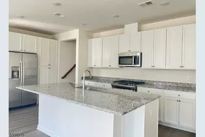 223 Myrtle Rd, Warren Township, NJ 07059 - Photo 2