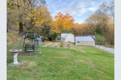 241 Lows Hollow Rd, Lopatcong Township, NJ 08886 - Photo 6