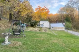 241 Lows Hollow Rd, Lopatcong Township, NJ 08886 - Photo 6