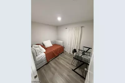 107 Willoughby St Unit #1, Newark, NJ 07112 - Photo 6