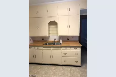 585 Ringwood Ave #2, Wanaque, NJ 07465 - Photo 8