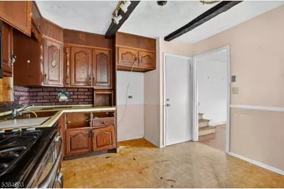 127 Harper Ter, Cedar Grove, NJ 07009 - Photo 6