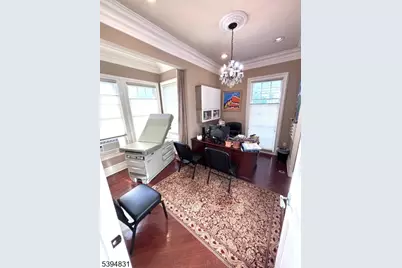 4 Perry St, Morristown, NJ 07960 - Photo 14