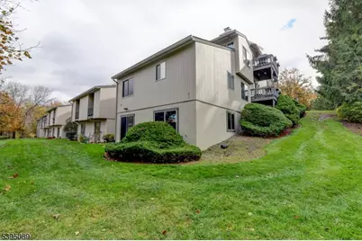 2 Meyer Ct, West Orange Township, NJ 07052 - Photo 4