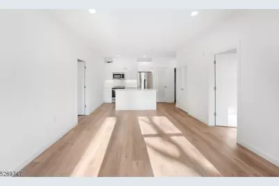 25 Freeway Dr #202, East Orange, NJ 07018 - Photo 10