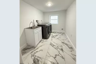 92 W 6th St, Bayonne, NJ 07002 - Photo 26