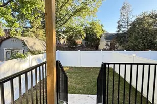 92 W 6th St, Bayonne, NJ 07002 - Photo 16