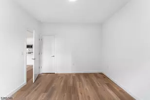 25 Freeway Dr, East Orange, NJ 07018 - Photo 16