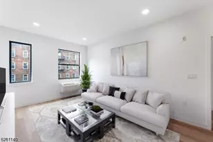 25 Freeway Dr, East Orange, NJ 07018 - Photo 8