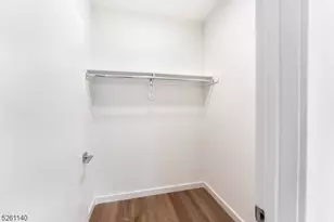 25 Freeway Dr, East Orange, NJ 07018 - Photo 14