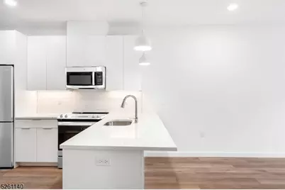 25 Freeway Dr #309, East Orange, NJ 07018 - Photo 4