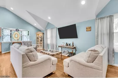 9 Mueller Lane, Franklin Township, NJ 07882 - Photo 12