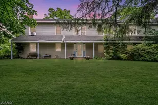 9 Mueller Ln, Franklin Township, NJ 07882 - Photo 1