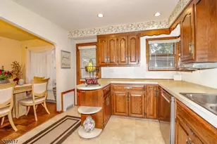 331 W Inman Ave, Rahway, NJ 07065 - Photo 12