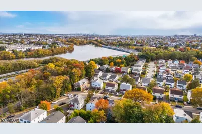 16 E 7th St, Clifton, NJ 07011 - Photo 20