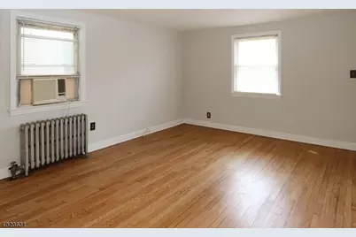 16 E 7th St, Clifton, NJ 07011 - Photo 6