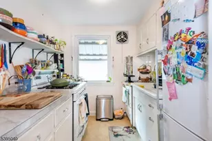 18 E 7th St, Clifton, NJ 07011 - Photo 8