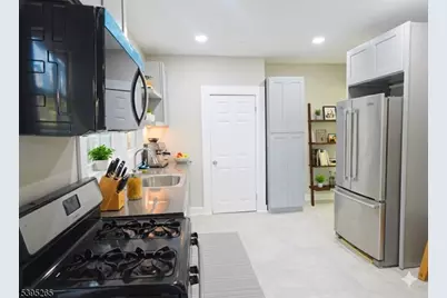 32 Elmwood Ave #1, East Orange, NJ 07018 - Photo 2