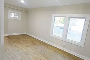 32 Elmwood Ave, East Orange, NJ 07018 - Photo 12