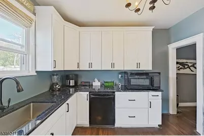 5 Park Rd, Paterson, NJ 07514 - Photo 20