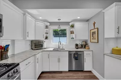 574 Warwick Tpke, West Milford, NJ 07421 - Photo 20