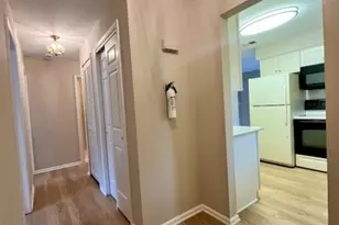 133 Mockingbird Ct, Readington, NJ 08887 - Photo 2