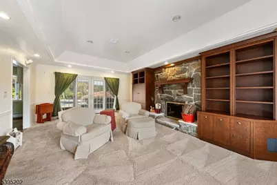 2 Unami Ln, Scotch Plains Township, NJ 07076 - Photo 4