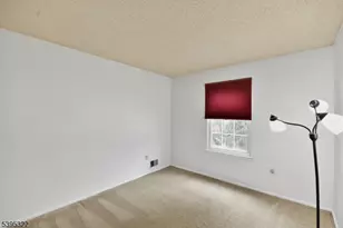 258 Kempsey Dr, North Brunswick Township, NJ 08902 - Photo 12