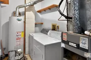 258 Kempsey Dr, North Brunswick Township, NJ 08902 - Photo 14