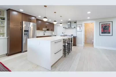 2 Claridge Dr #8AE, Verona, NJ 07044 - Photo 10