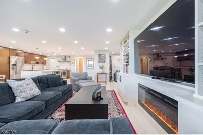 2 Claridge Dr #8AE, Verona, NJ 07044 - Photo 12