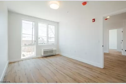67 Summer Ave #202, Newark, NJ 07104 - Photo 10